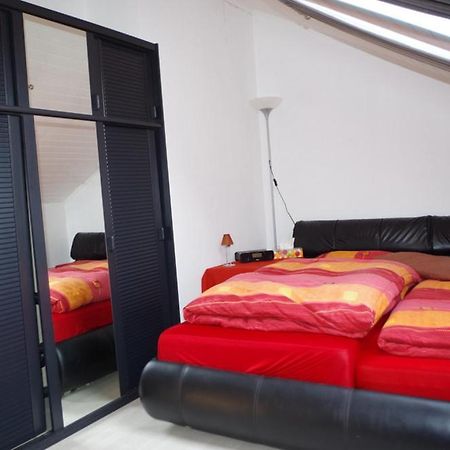 Ferienwohnung Taunus Im Gruenen Obergeschoss Langgons Kültér fotó